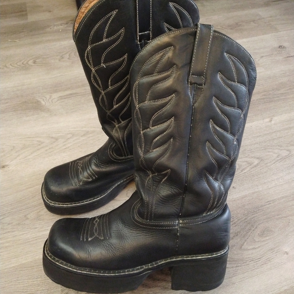 John Fluevog Vintage Black Chunky Platform Western Cowboy Boots. Size 10. FLAWS